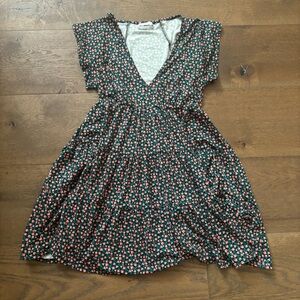 Urban outfitters babydoll floral mini dress
Green, black, pink floral 
Size xs